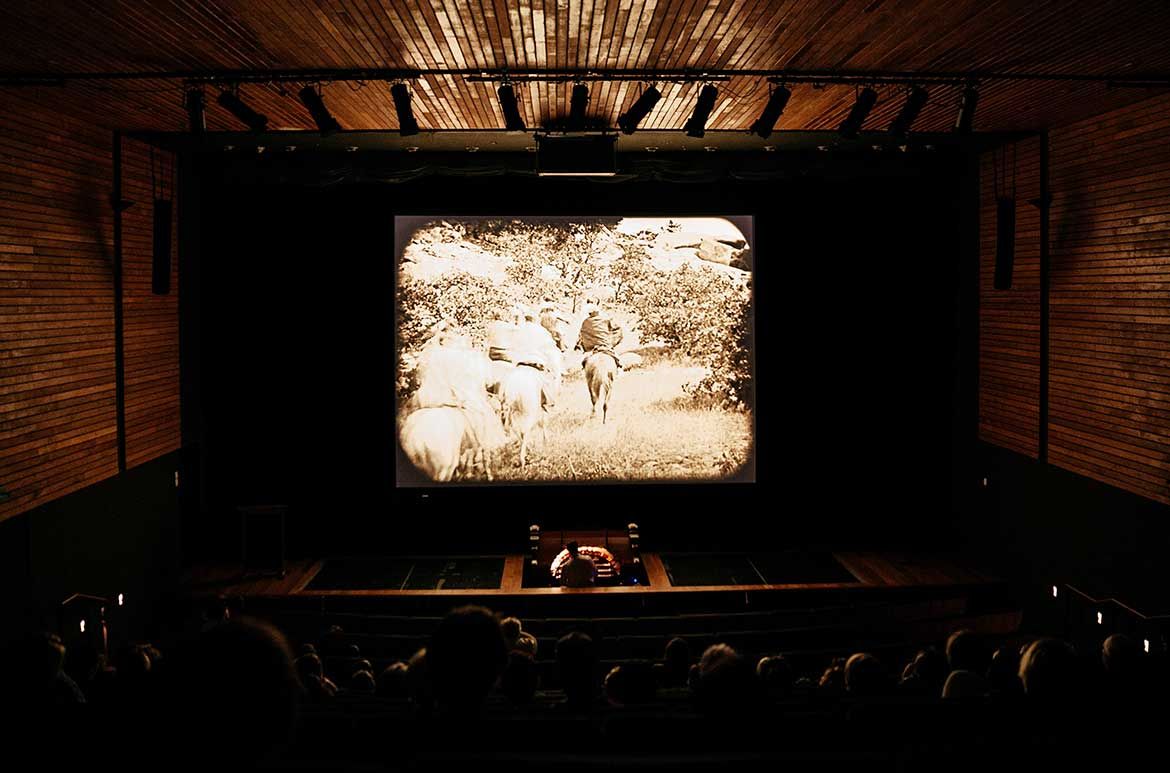 Organist David Bailey playing the Gallery’s 1929 Wurlitzer organ / Photograph: Joe Ruckli © QAGOMA