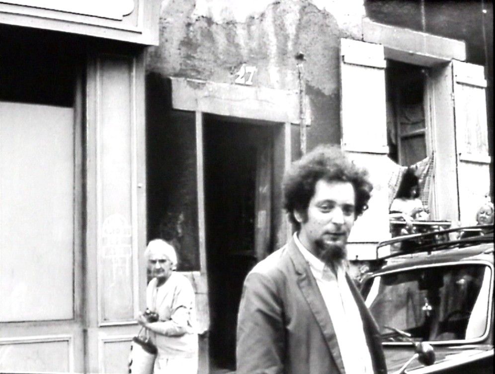 Production still from Going Up Vilin Street 1992 / Director: Robert Bober / Image courtesy: Institut national de l'audiovisuel, Paris