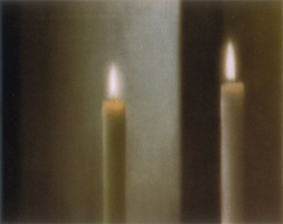 Gerhard Richter, Germany b.1932 / Two candles (499-4) 1982 / Oil on canvas / Leeum, Samsung Museum of Art, Seoul, South Korea / © Gerhard Richter 2017