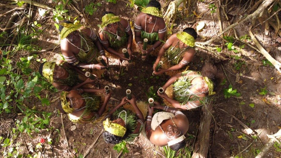Kawaki and Dreamcast Theatre / Still from Kuza NI Tege (Kuza, Coconut, Turtle) 2024 / Single-channel video, colour, sound, 10:28 mins / © KAWAKI DREAMCAST / Photograph: Neil Nuia / Image courtesy: The artist