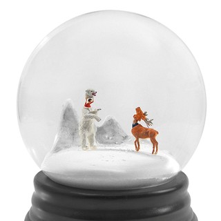 Walter Martin, United States b.1953; Paloma Muñoz, Spain b.1965 / Traveler 335 2018 / Snow globe / 19 x 15.2 x 15.2cm / Purchased 2023 with funds from Tim Fairfax AC through the QAGOMA Foundation / Collection: Queensland Art Gallery | Gallery of Modern Art / © Walter Martin and Paloma Muñoz / Image courtesy: The artists