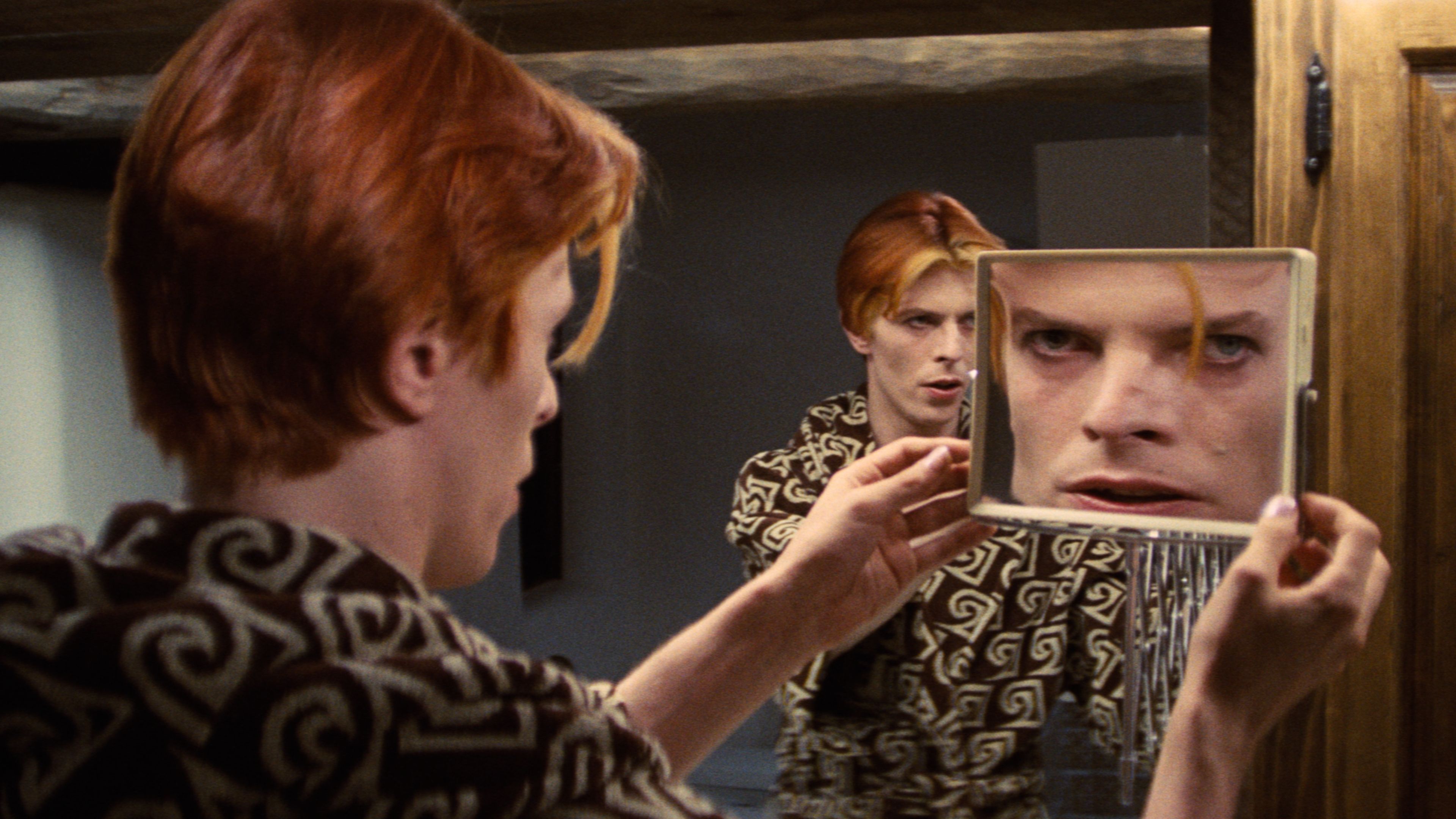 Production still from The Man Who Fell to Earth 1976 / Director: Nicolas Roeg / Image courtesy: StudioCanal Australia