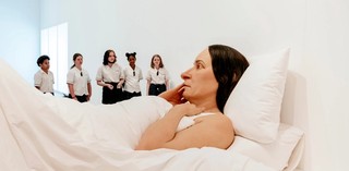 Students viewing English artist Ron Mueck's In bed 2005 in 'Air' / Mixed media / Purchased 2008. Queensland Art Gallery Foundation / Collection: Queensland Art Gallery | Gallery of Modern Art / Photograph: Joe Ruckli / © QAGOMA