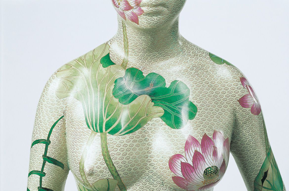 Ah Xian, China/Australia b.1960 / Human human – lotus, cloisonné figure 1 2000-01 / Hand-beaten copper, finely enamelled in the cloisonné technique / 158 x 55.5 x 32cm / Purchased 2002. The Queensland Government’s Gallery of Modern Art Acquisitions Fund / Collection: Queensland Art Gallery | Gallery of Modern Art / © Ah Xian