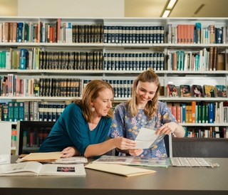 The QAGOMA Research Library is located at GOMA