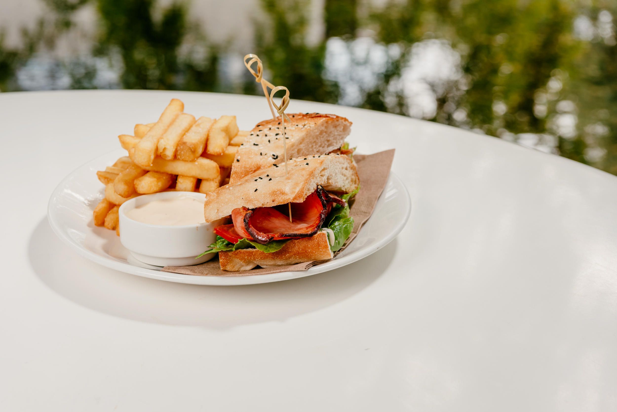 QAG Watermall Cafe / Photograph: J Ruckli © QAGOMA