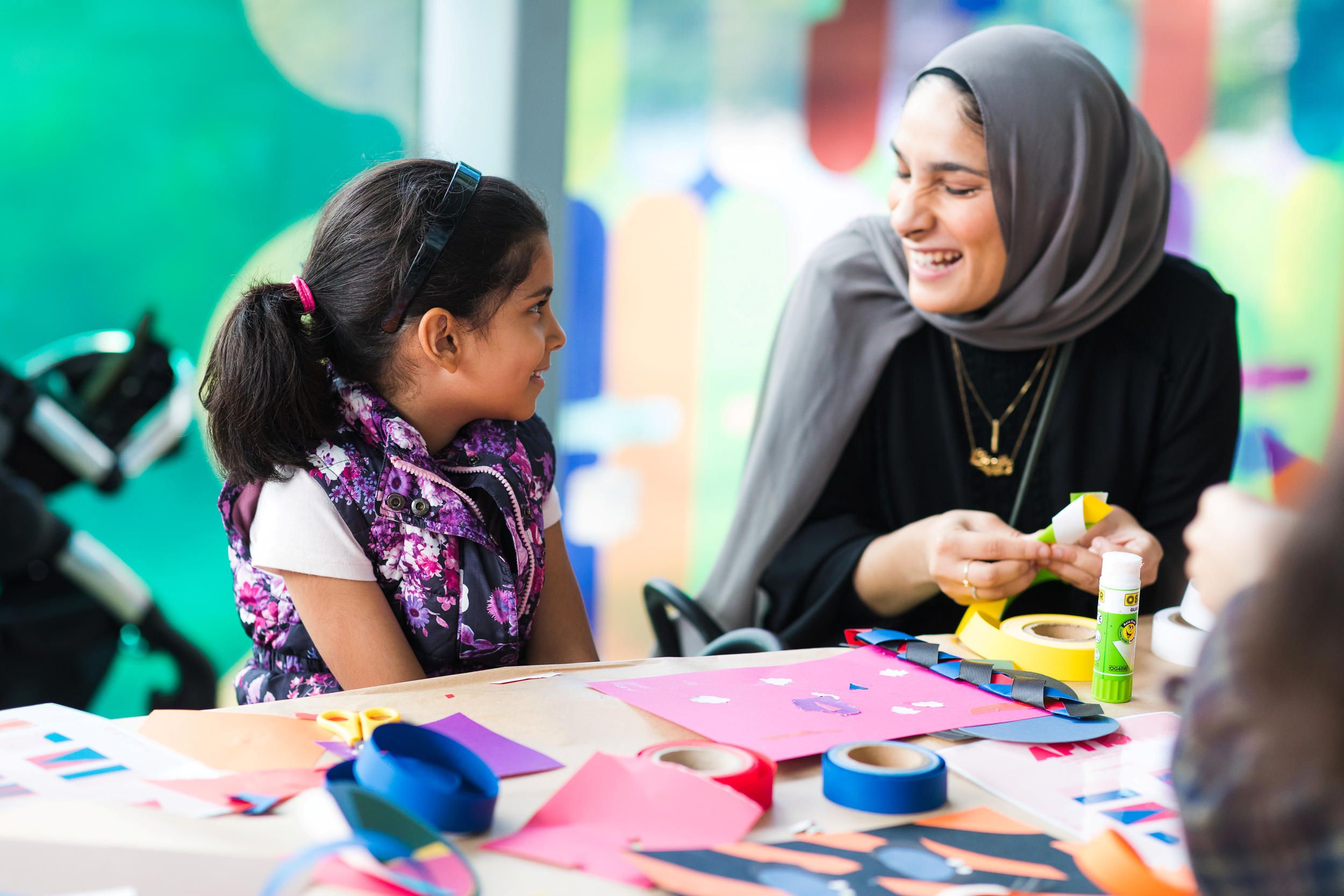 Visitors at APT10: Beautifully You Flag Making Workshop / April 2022 / Gallery of Modern Art, Brisbane / Photography: K Bennett , QAGOMA