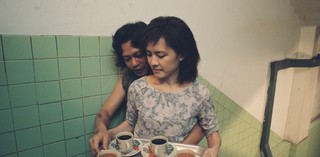 Production still from I Don’t Want to Sleep Alone 2006 / Director: Tsai Ming-liang / Image courtesy: Homegreen Films