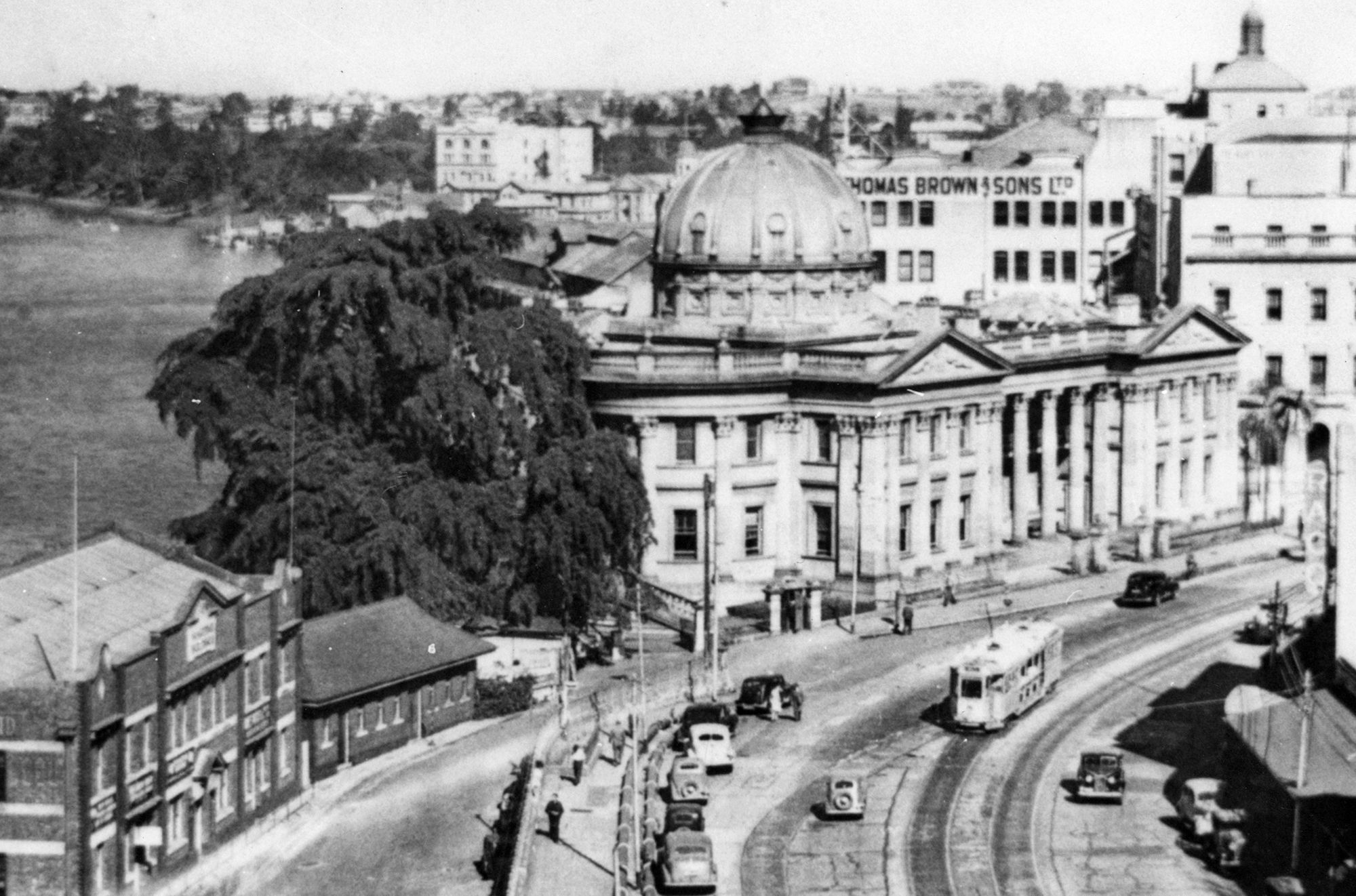 Customs House, Brisbane, c.1930 / 99183506272602061 / Courtesy: John Oxley Library, State Library of Queensland, Brisbane