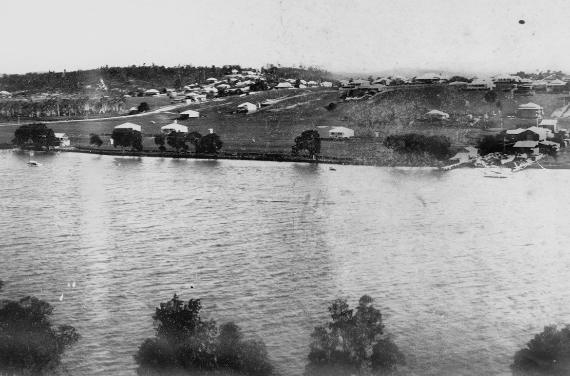 Looking across the Hamilton Reach of the Brisbane River to Bulimba c.1900 / 84523 / Courtesy: State Library of Queensland, Brisbane