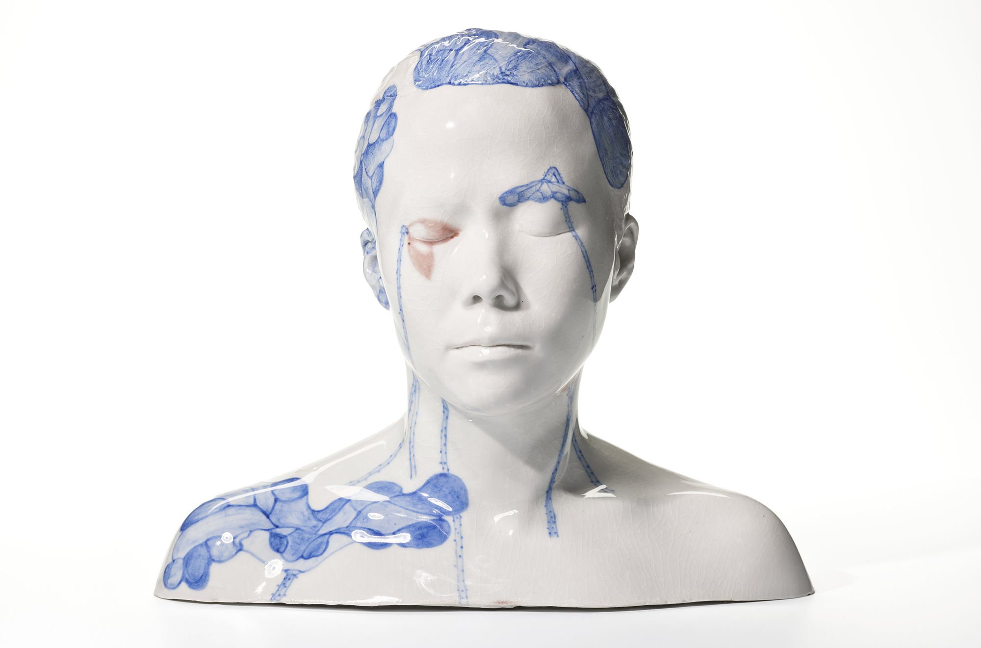 Ah Xian, China/Australia b.1960 / China China - Bust no.4 1998 / Porcelain, cast from figure, with handpainted cobalt underglaze, reduction fired red copper glaze and clear glaze / 32 x 36 x 19cm / The Kenneth and Yasuko Myer Collection of Contemporary Asian Art. Purchased 2000 with funds from The Myer Foundation, a project of the Sidney Myer Centenary Celebration 1899-1999, through the QAG Foundation / Collection: Queensland Art Gallery | Gallery of Modern Art / © Ah Xian
