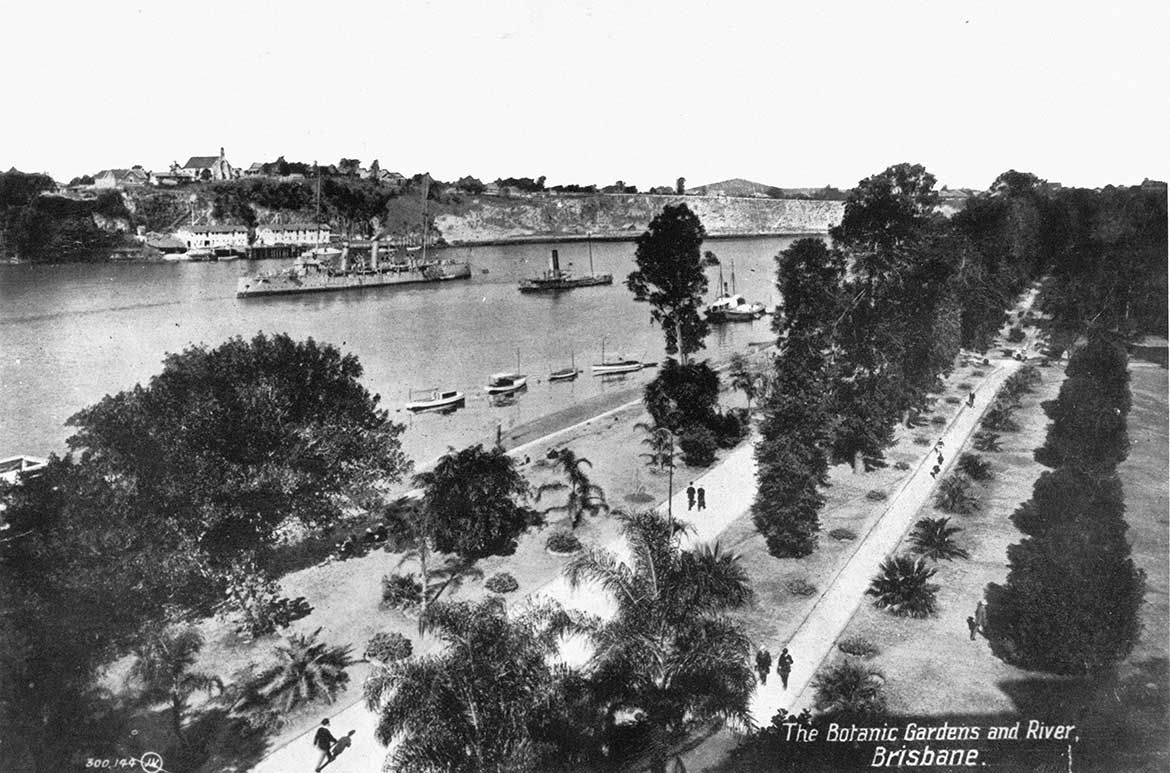 The Kangaroo Point Cliffs, across the Brisbane River from the Botanical Gardens, c.1913 / 94520 / Courtesy: State Library of Queensland, Brisbane