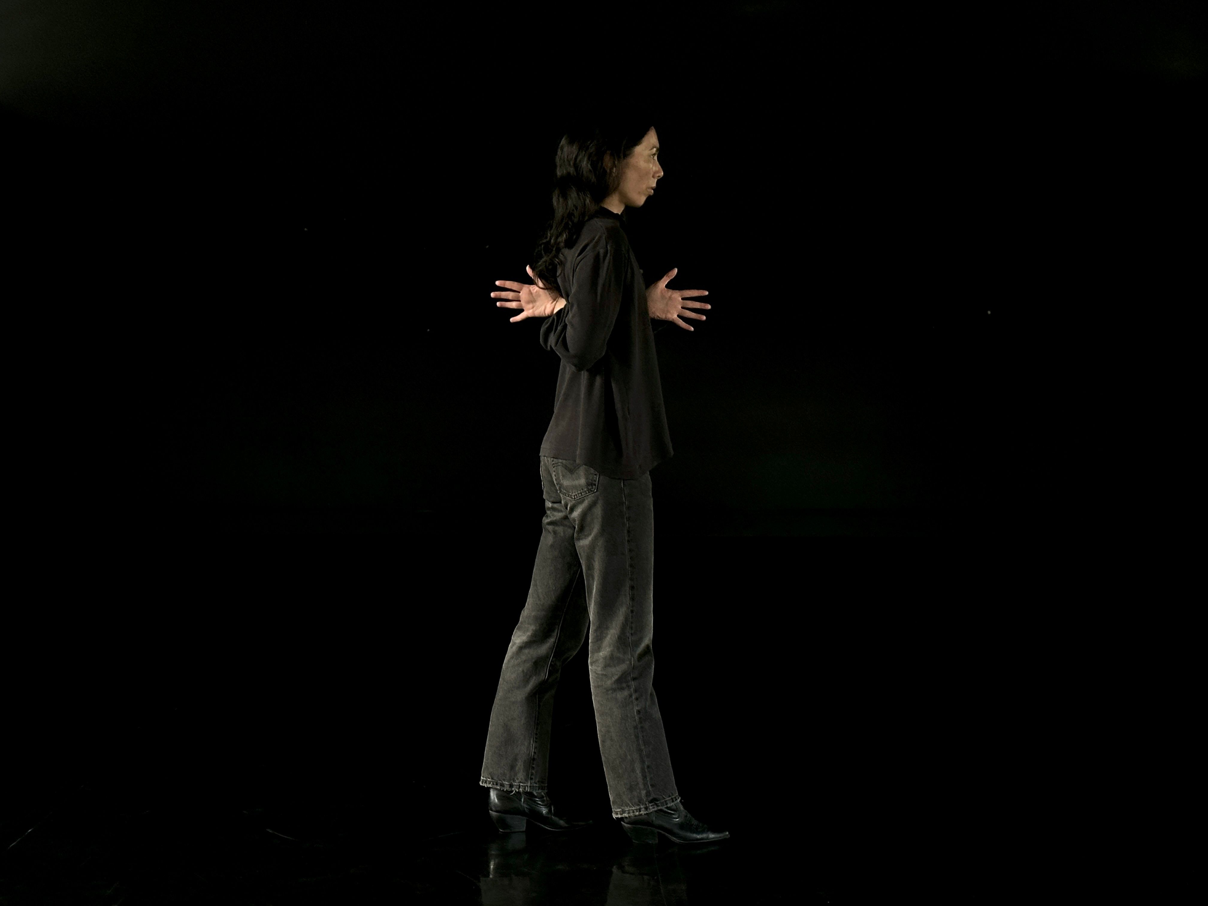 Pattern Recognition (performed at Fine Arts, Sydney) 2023 / Image courtesy: The artist and Fine Arts, Sydney / Photograph: Zan Wimberley