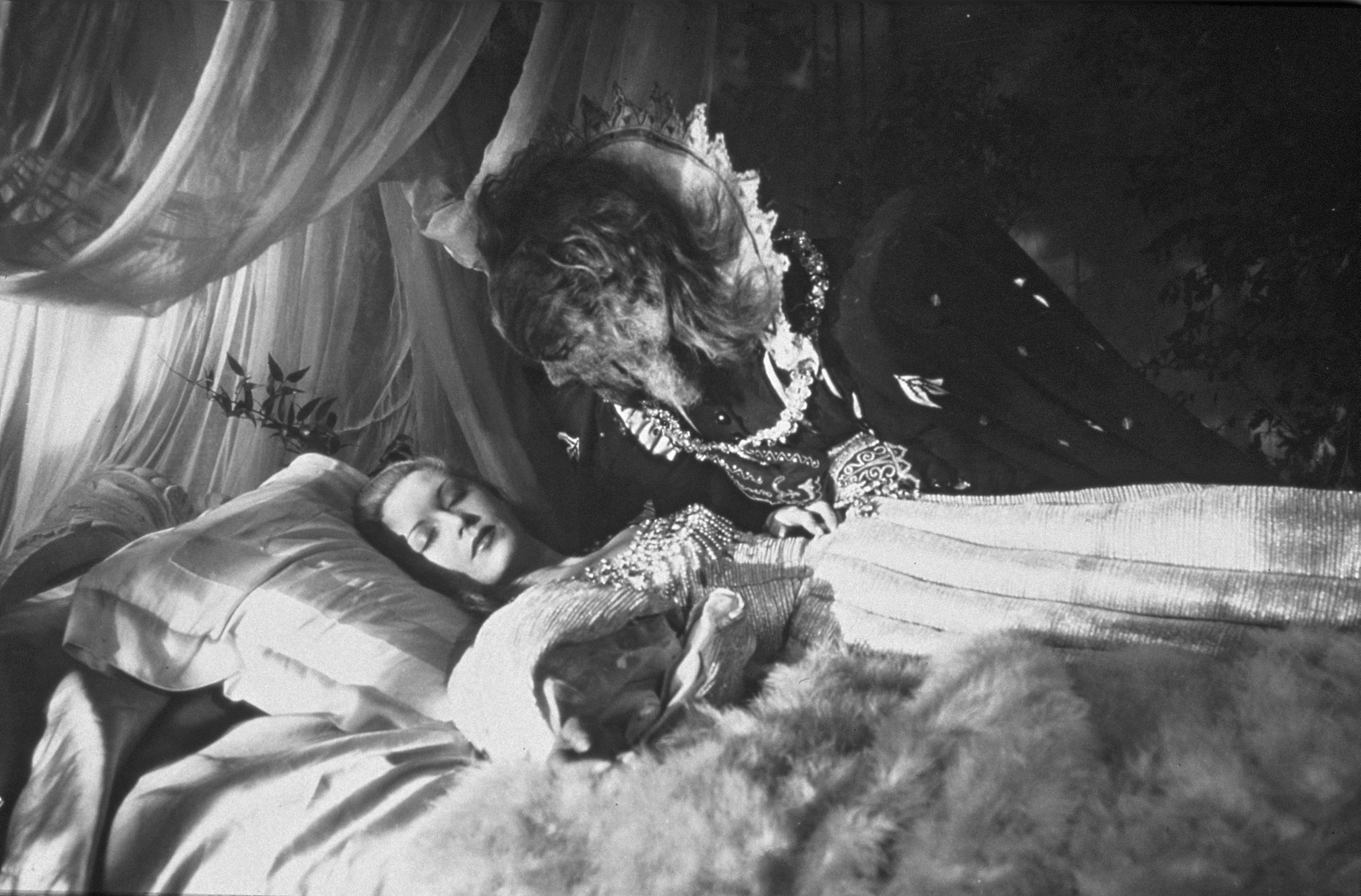 Production still from La Belle et la Bête (Beauty and the Beast) 1946
 / Dir: Jean Cocteau / Image courtesy: Société nouvelle de distribution SND