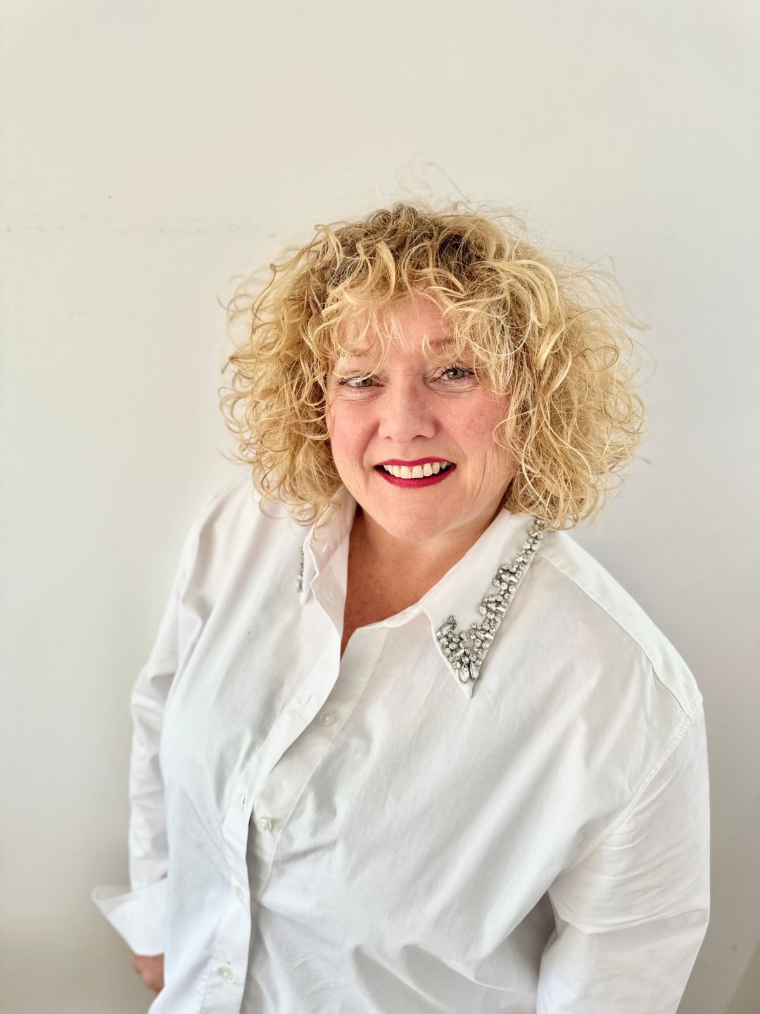 Artist Justene Williams / Photograph: Ben Hudson / Image courtesy of the artist