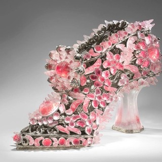 Timothy Horn, Australia b.1964 / Glass slipper (ugly blister) 2001 / Lead crystal, nickel-plated bronze, easter egg foil, silicon / 51.0 x 72.0 x 33.0cm / Purchased 2002 / Collection: National Gallery of Australia, Canberra / © Timothy Horn