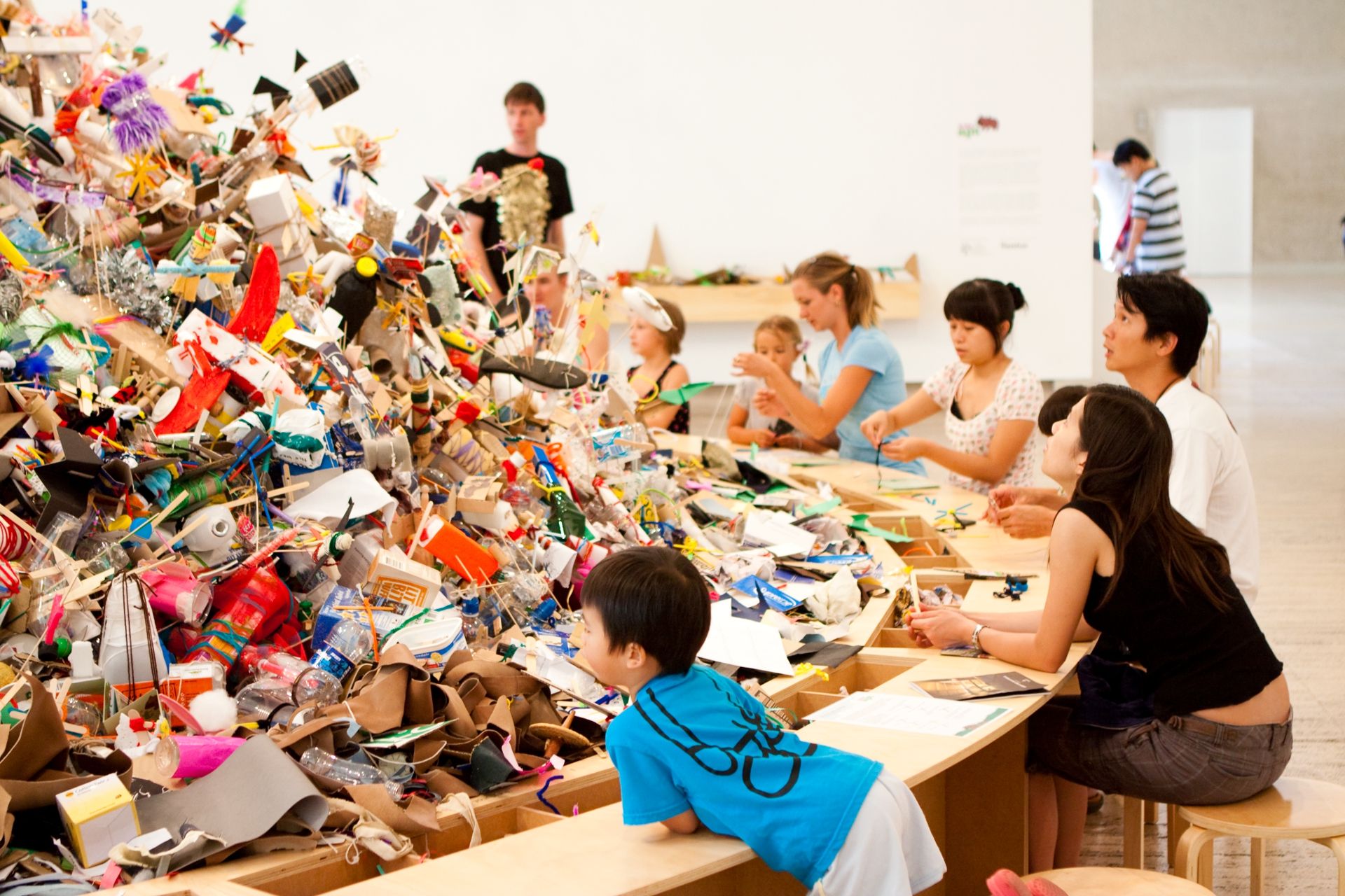 Alfredo & Isabel Aquilizan In-flight (Project: Another Country) 2010