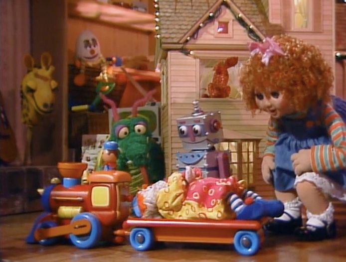 Production still from The Christmas Toy 1986 / Director: Eric Till / Image courtesy: The Jim Henson Company
