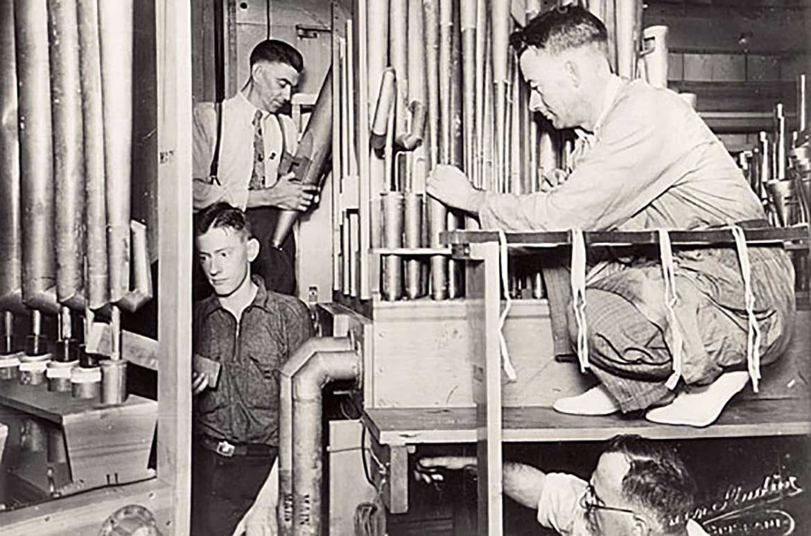 Inside the main chamber of the organ at the Regent Theatre in 1929
Staff of Whitehouse Bros / Photography: Howell Whitehouse / Source: https://www.ohta.org.au/confs/Qld/Wurlitzer.html