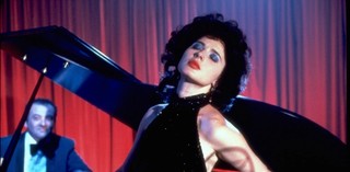 Production still from Blue Velvet 1986 / Dir: David Lynch / Image courtesy: Park Circus