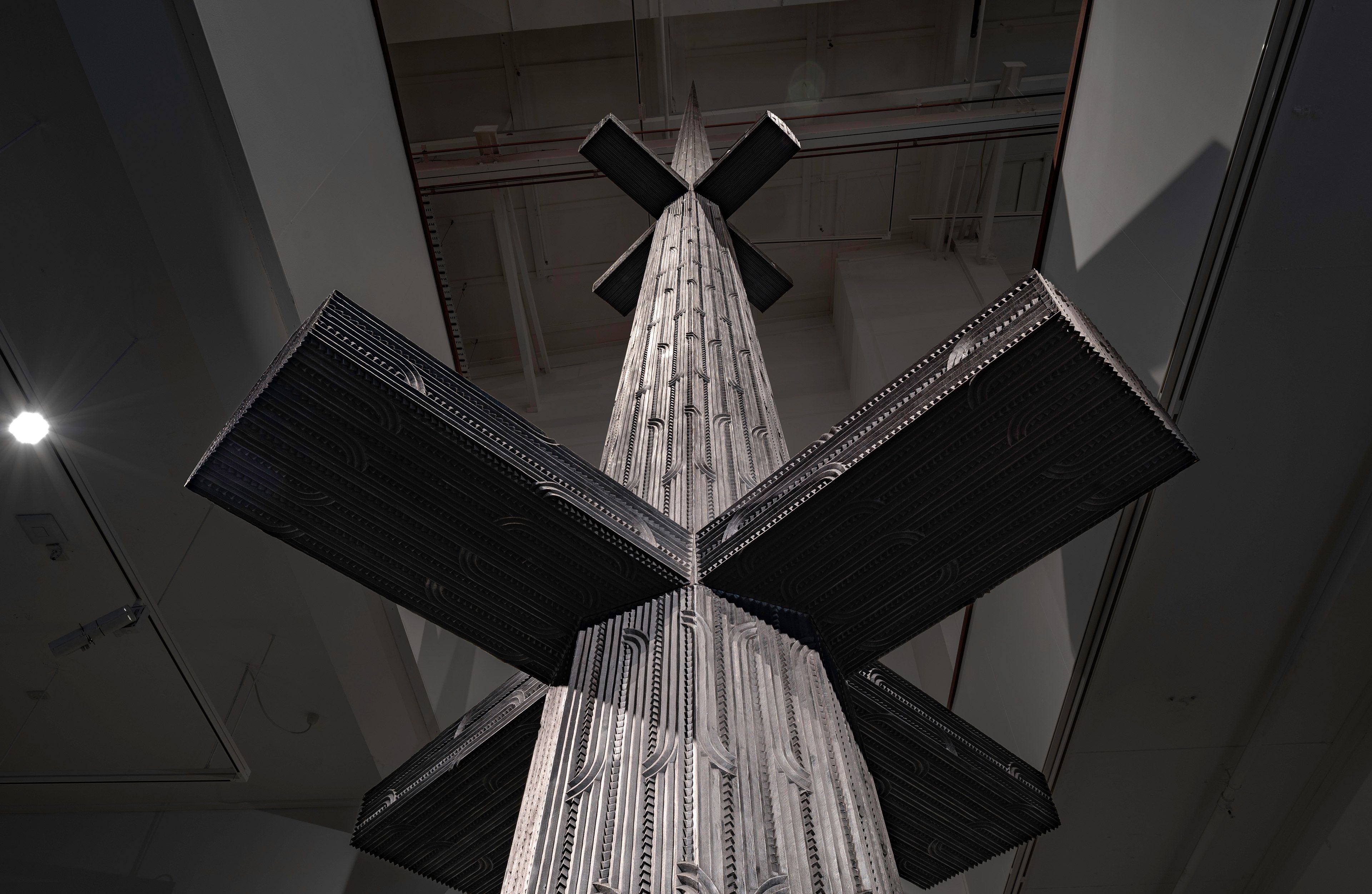 Brett Graham / Ngāti Korokī Kahukura, Tainui, New Zealand b.1967 / Installation view of ‘Cease Tide of Wrongdoing’ 2020 from Tai Moana Tai Tangata, Govett Brewster Art Gallery, Len Lye Centre, Ngāmotu, Aotearoa, 2021 / © Brett Graham / Photograph: Neil Pardington
