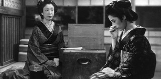 Production still from The Story of the Last Chrysanthemums 1939 / Director: Kenji Mizoguchi / Image courtesy: © 1939/2015 Shochiku Co Ltd