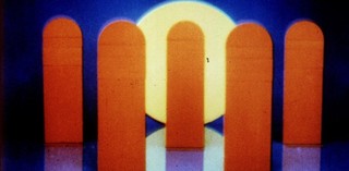 Production still from Komposition in Blau 1935 / Director: Oskar Fischinger / Image courtesy: National Film and Sound Archive, Canberra