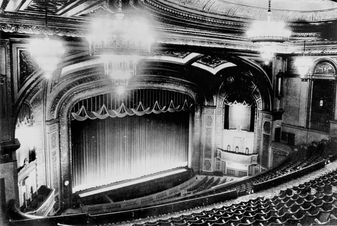 The interior of the Regent Theatre, Brisbane, c.1955 / Courtesy: Brisbane John Oxley Library, State Library of Queensland