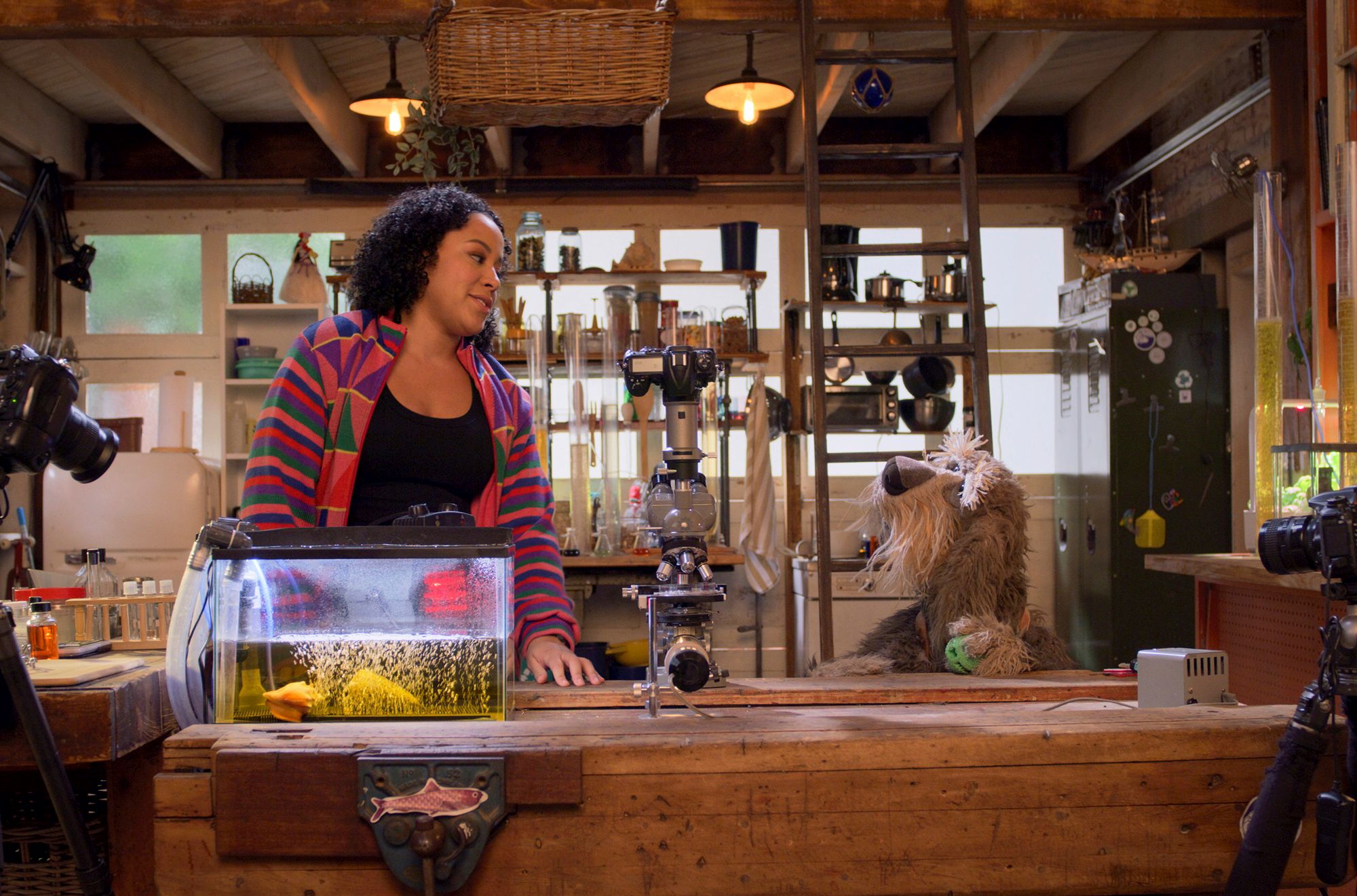 Production still from Fraggle Rock: Back to the Rock 2022–present / © Apple. As seen on Apple TV.All Rights Reserved / Image courtesy: Netflix, The Jim Henson Company