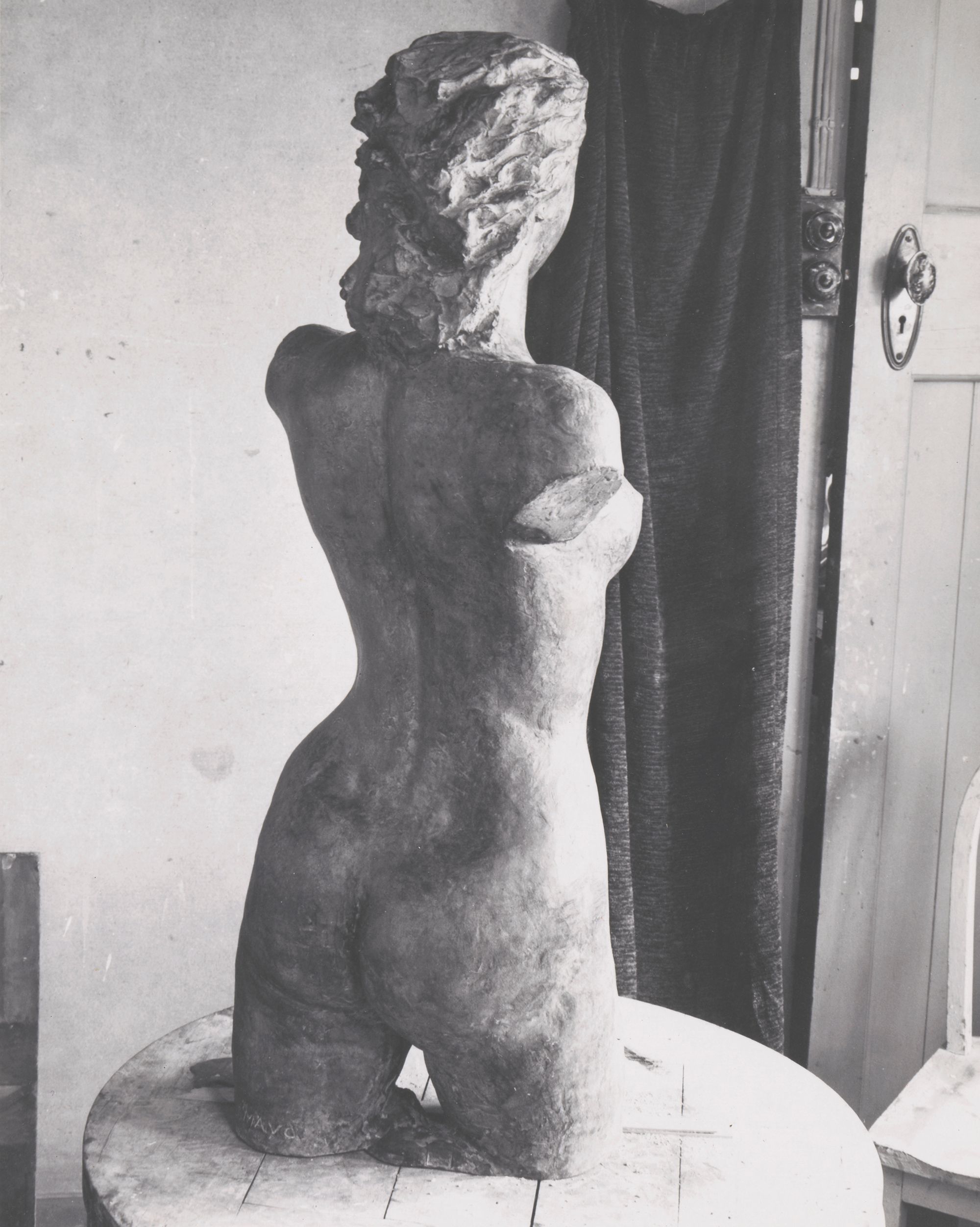 Photograph of Daphne Mayo’s Olympian c.1946 while in the artist’s possession / Daphne Mayo Collection, UQFL119 / Courtesy: Fryer Library, University of Queensland, Brisbane