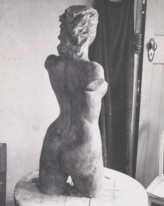 Photograph of Daphne Mayo’s Olympian c.1946 while in the artist’s possession / Daphne Mayo Collection, UQFL119 / Courtesy: Fryer Library, University of Queensland, Brisbane