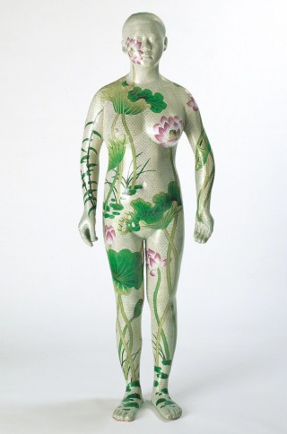 Ah Xian, China/Australia b.1960 / Human human – lotus, cloisonné figure 1 2000-01 / Hand-beaten copper, finely enamelled in the cloisonné technique / 158 x 55.5 x 32cm / Purchased 2002. The Queensland Government’s Gallery of Modern Art Acquisitions Fund / Collection: Queensland Art Gallery | Gallery of Modern Art / © Ah Xian