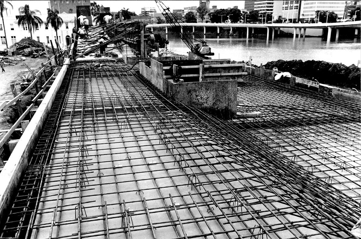 Queensland Art Gallery construction, 1979 / Collection: QAGOMA Research Library