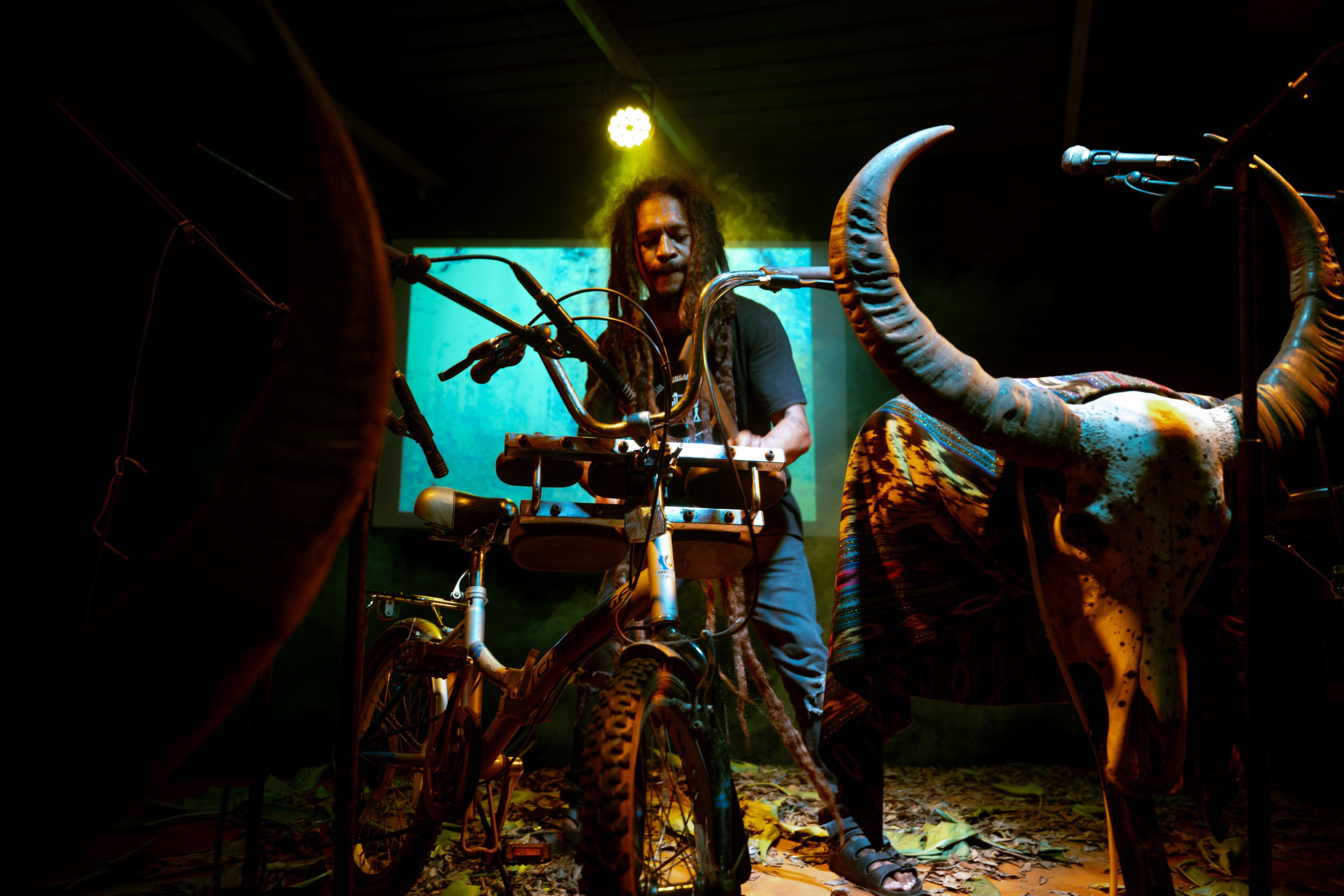 Etson Caminha performance 2024 / Image courtesy: The artist