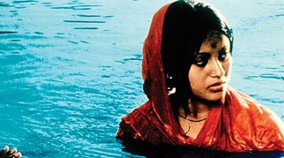 Production still from Distant Thunder 1973 / Director: Satyajit Ray / Image courtesy: Films Sans Frontières