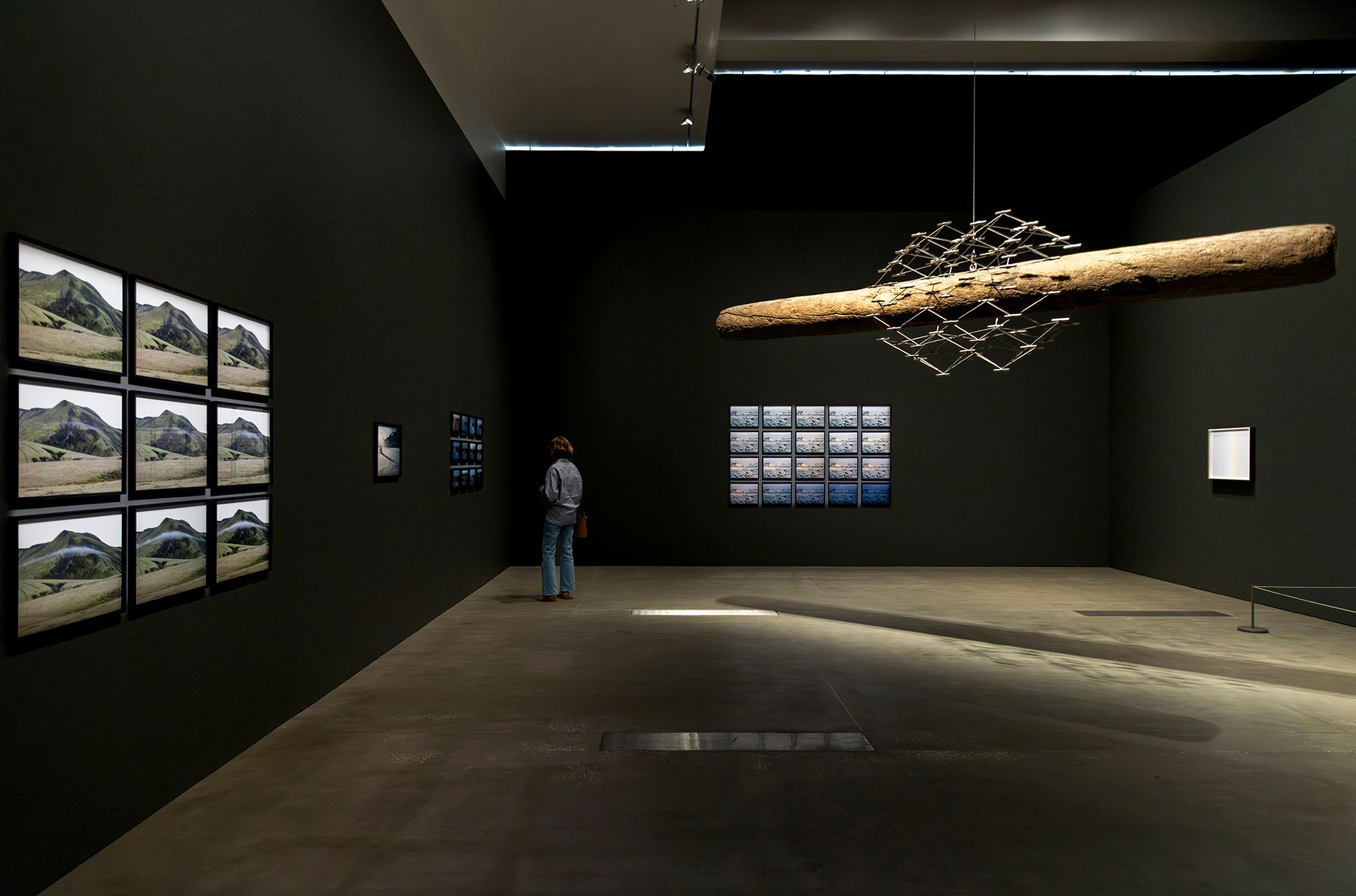 Installation view of ‘Olafur Eliasson: Presence’ at the Gallery of Modern Art , Brisbane including (left) Olafur Eliasson, Denmark b.1967; The morning small cloud series 2006; and (top) The Lost compass 2013 / © Olafur Eliasson / Courtesy: The artist; neugerriemschneider, Berlin; Tanya Bonakdar Gallery, New York / Photograph: C Baxter © QAGOMA