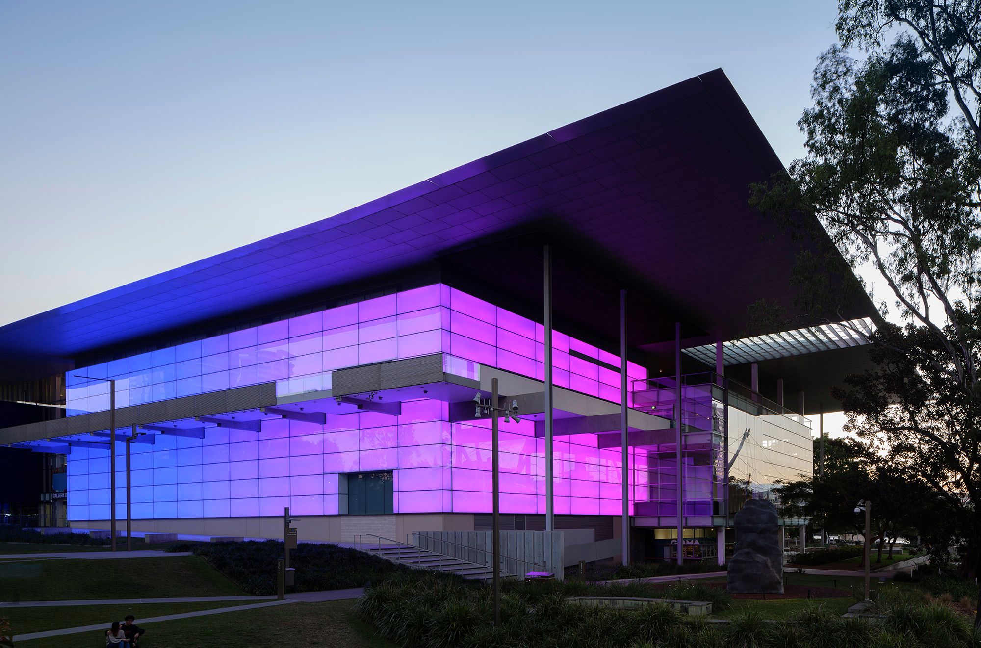 James Turrell, United States b.1943 / Night Life 2018 / Architectural light installation / Commissioned 2017 to mark the 10th anniversary of the opening of the Gallery of Modern Art. This project has been realised with generous support from the Queensland Government; Paul, Sue and Kate Taylor; the Neilson Foundation; and the Queensland Art Gallery | Gallery of Modern Art Foundation Appeal / Collection: Queensland Art Gallery | Gallery of Modern Art / © James Turrell / Photograph: Florian Holzherr