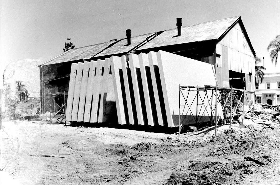 Queensland Art Gallery construction / Collection: QAGOMA Research Library