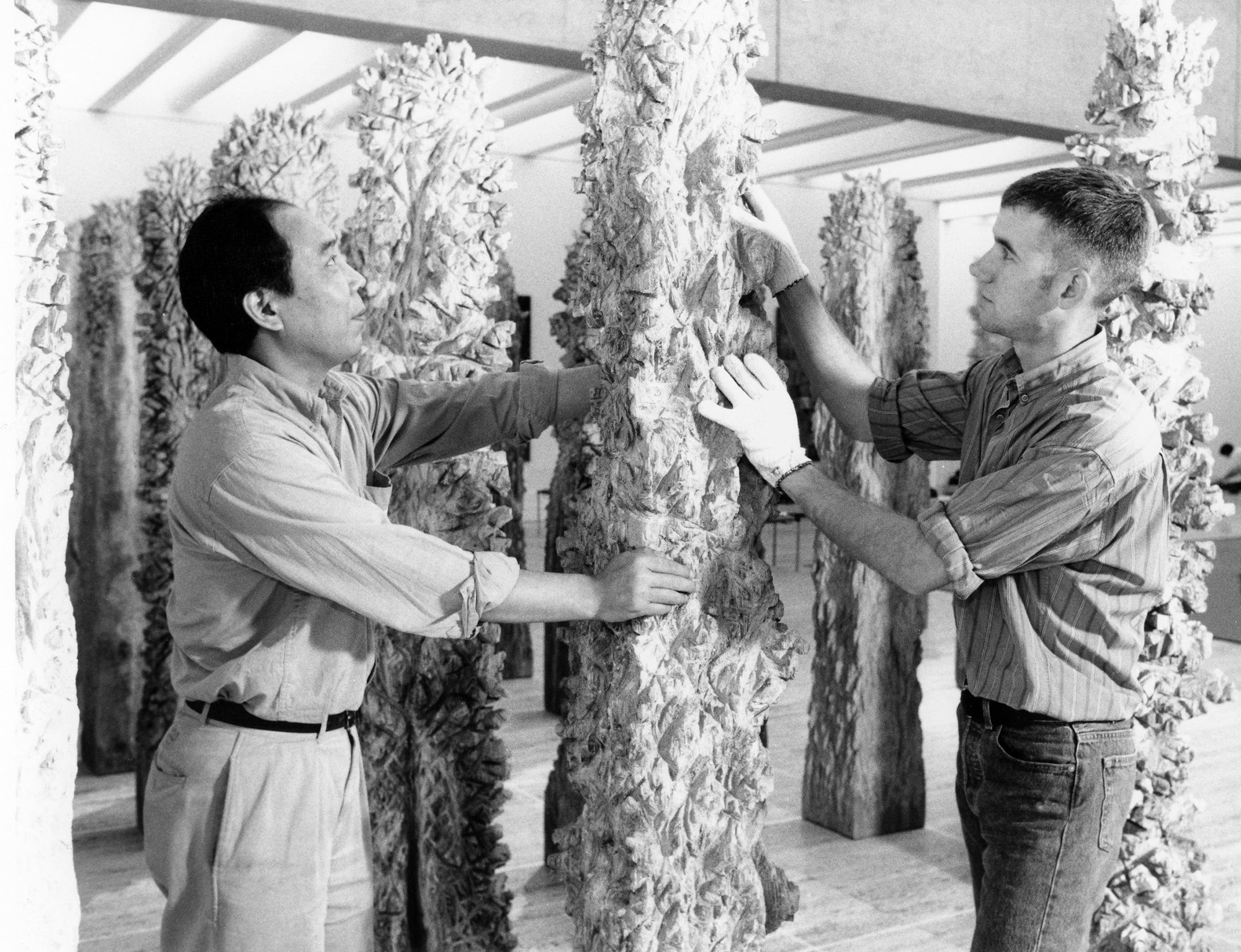 Shigeo Toya installing Woods III 1991-92 (The Kenneth and Yasuko Myer Collection of Contemporary Asian Art. Purchased 1994 with funds from The Myer Foundation and Michael Sidney Myer through the Queensland Art Gallery Foundation and with the assistance of the International Exhibitions Program) for ‘The First Asia-Pacific Triennial of Contemporary Art’, 1993 / Photograph: © QAGOMA