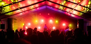 flowerkid performs on the Maiwar Green Stage at Chiharu Shiota Up Late / Gallery of Modern Art, Brisbane / August 2022 / Photography: M Pricop, QAGOMA