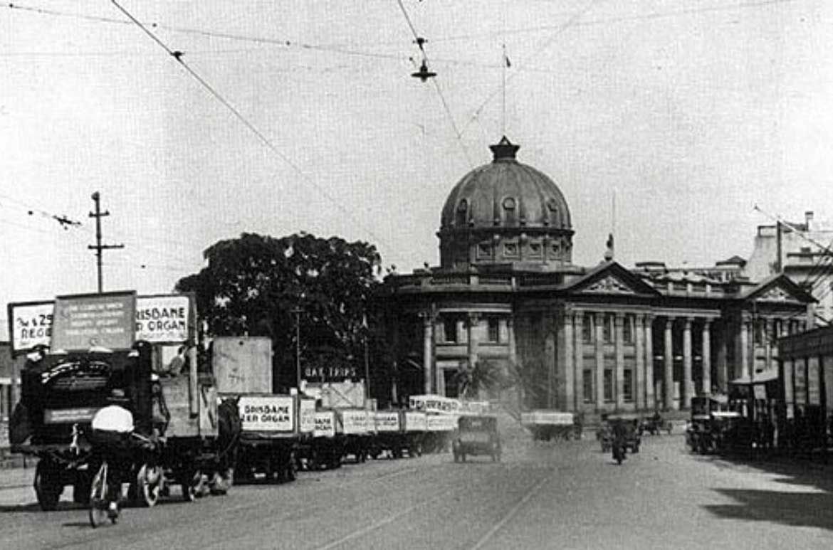 The Wurlitzer being transported to the Regent Theatre, 17 September 1929 / Courtesy: Trove, National Library Australia