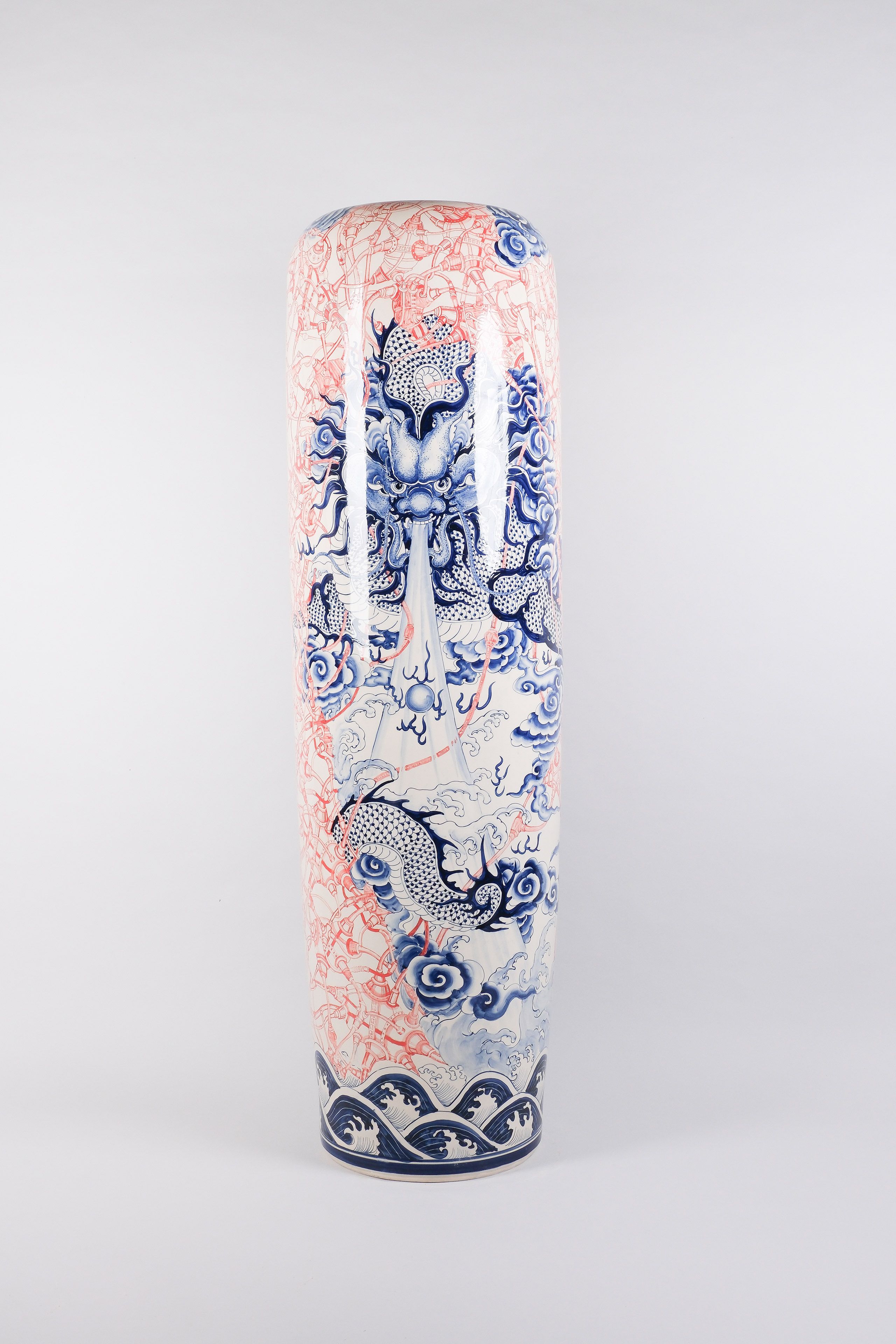 Bùi Công Khánh / Đà Nẵng, Việt Nam, b.1972 / Vase No. 8 2023 / Hand painted ceramic / 145 x 40cm / Courtesy: The artist / © Bùi Công Khánh / Photograph: / Image courtesy: The artist