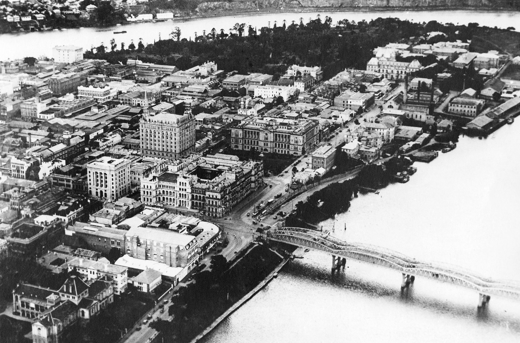 Aerial view of North Quay, Brisbane, c.1934 / 99183507626602061 / Courtesy: John Oxley Library, State Library of Queensland, Brisbane