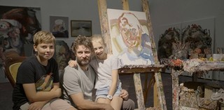 Ben Quilty with his children Joe and Olivia Quilty, / Photographed in Ben Quilty’s Studio, 2019 / Photographer: Jeremy Virag