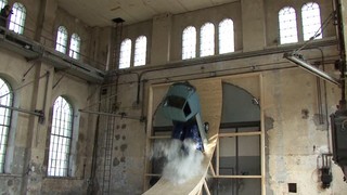 Roman Signer | Unfall als Skulptur (Accident as Sculpture) 2008 | HD video, 0:50 minutes, colour, sound | Camera: Tomasz Rogowiec | Collection: The artist | Image courtesy: The artist © The artist