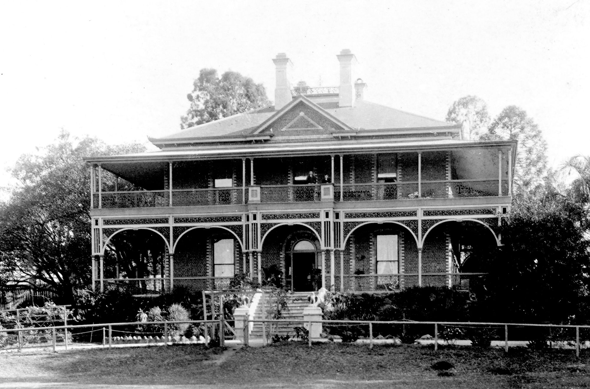 Sidney House, River Road (Coronation Drive), Toowong was the residence of Lahey family between 1906-09 / Collection: QAGOMA Research Library
