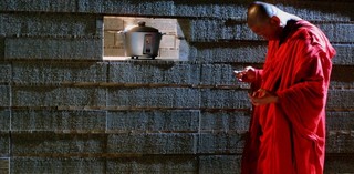 Production still from Diamond Sutra 2012 / Director: Tsai Ming-liang / Image courtesy: Homegreen Films