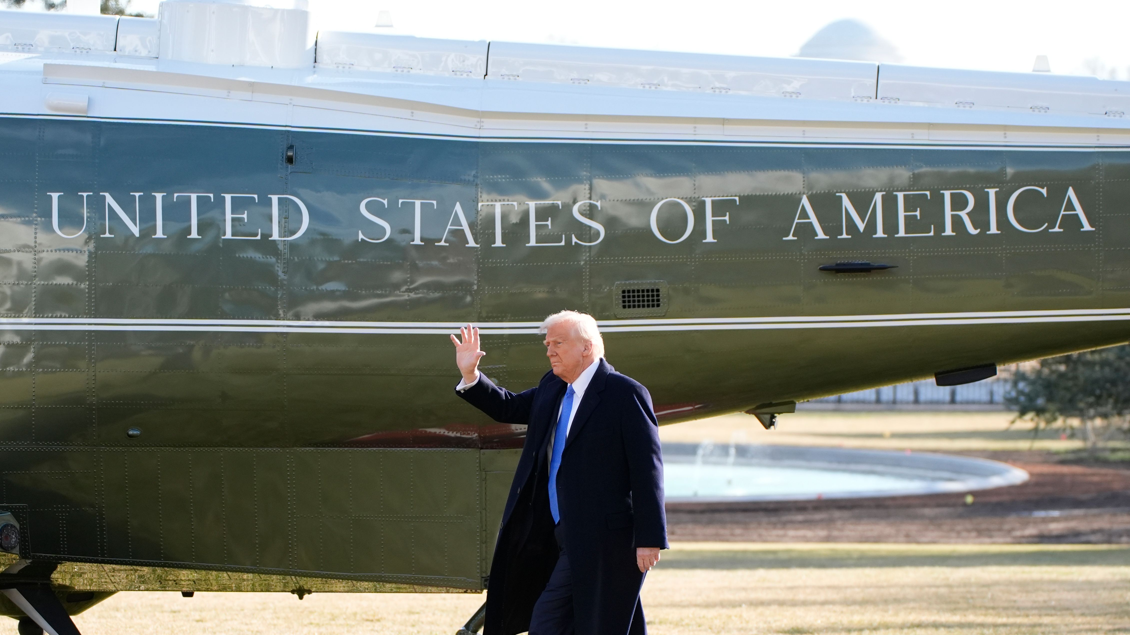 Investors Must Figure Out What Kind of Poker Donald Trump Is Playing