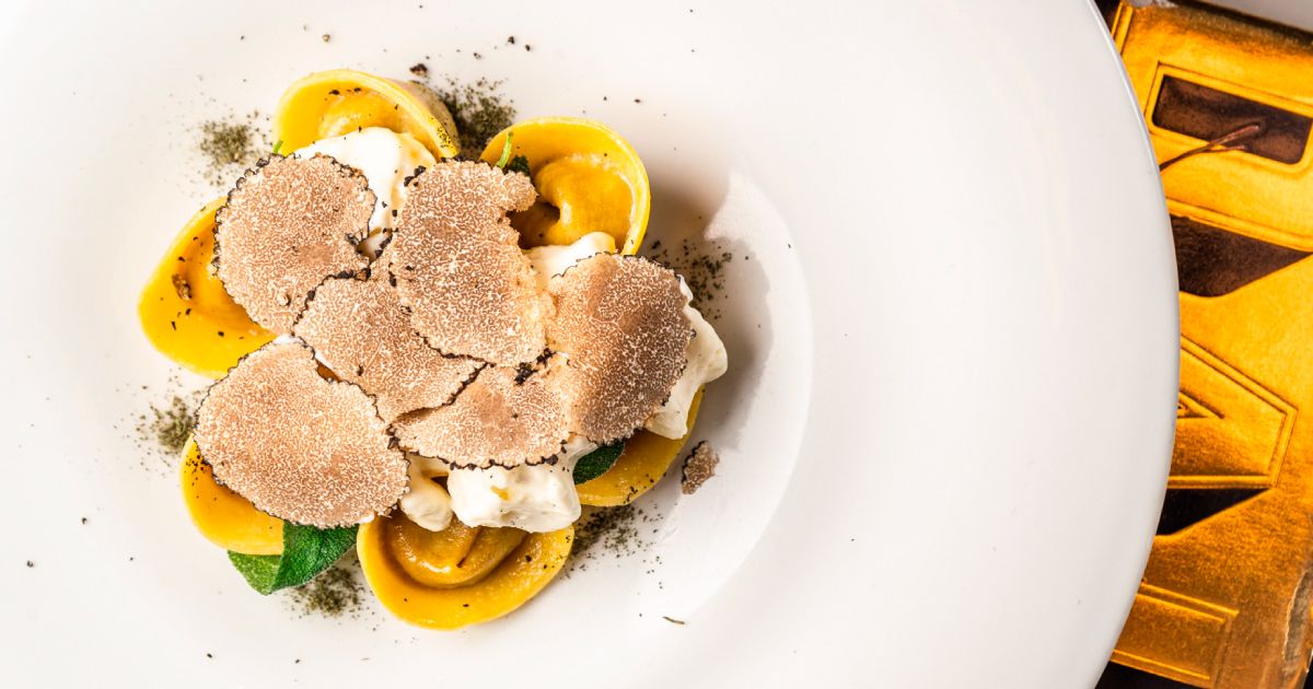 Madeleine Salon De Gastronomie