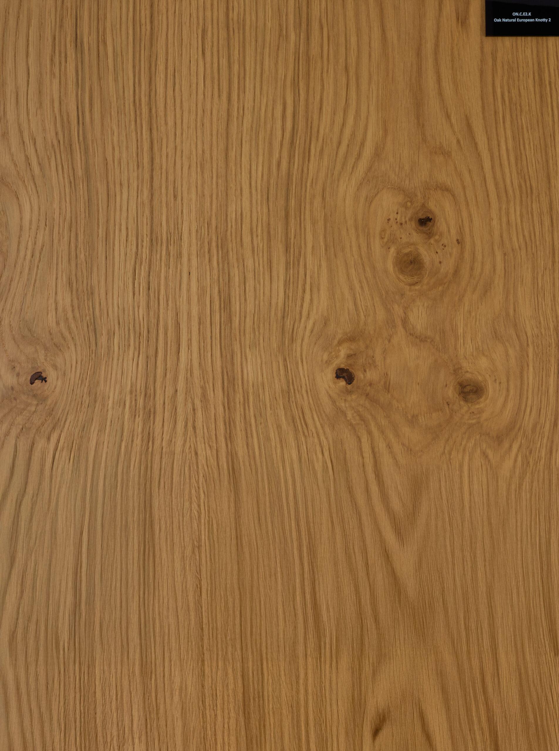 Oak Natural European Knotty 2 wood veneer